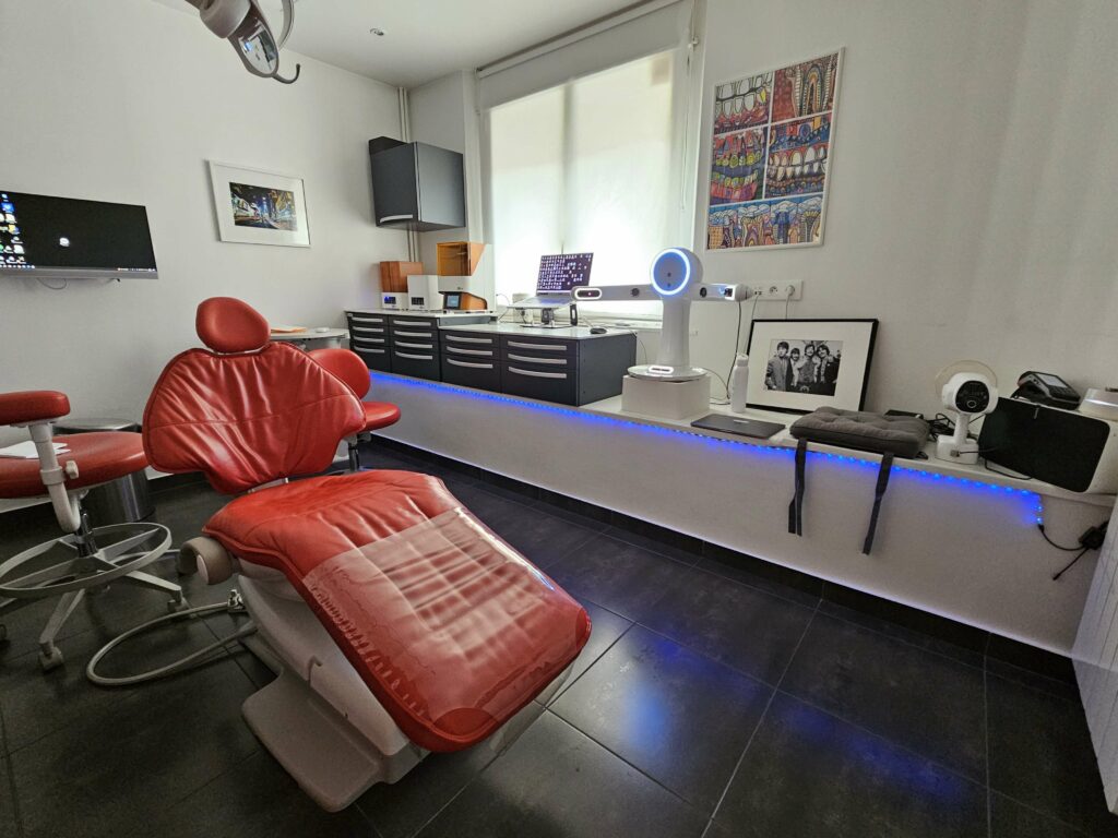 Cabinet Dentaire Boujenah, Paris 16eme, dentistes